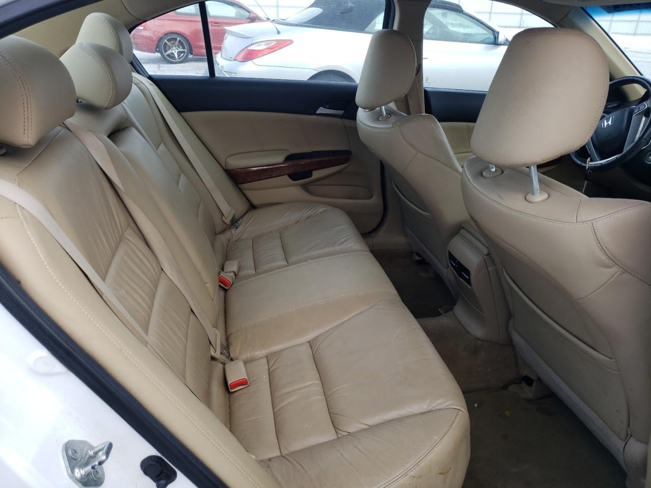 Photo 6 from auction – 2011 HONDA ACCORD EXL with VIN 1HGCP2F86BA054113