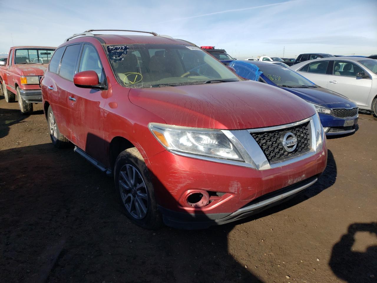 NISSAN PATHFINDER 2013 with VIN 5N1AR2MM5DC622385 - Photo from auction