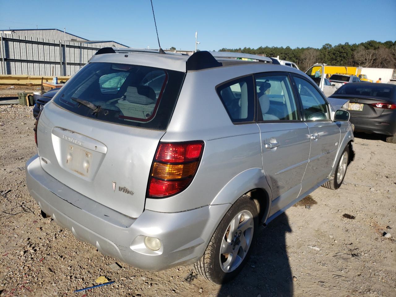 Photo 4 from auction – 2005 PONTIAC VIBE with VIN 5Y2SL63875Z406879