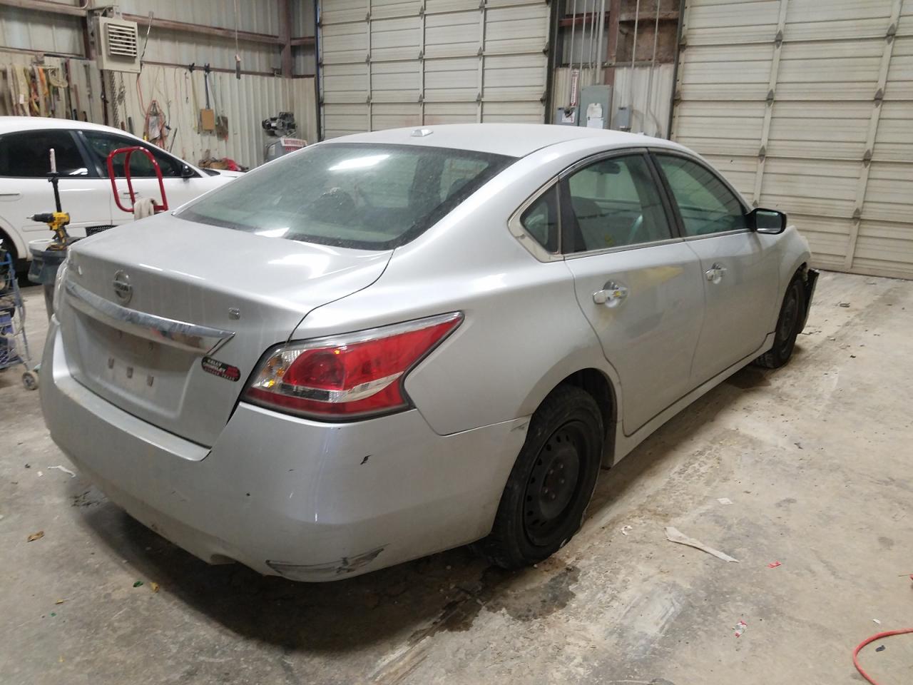 Photo 4 from auction – 2015 NISSAN ALTIMA 2.5 with VIN 1N4AL3AP1FC283952