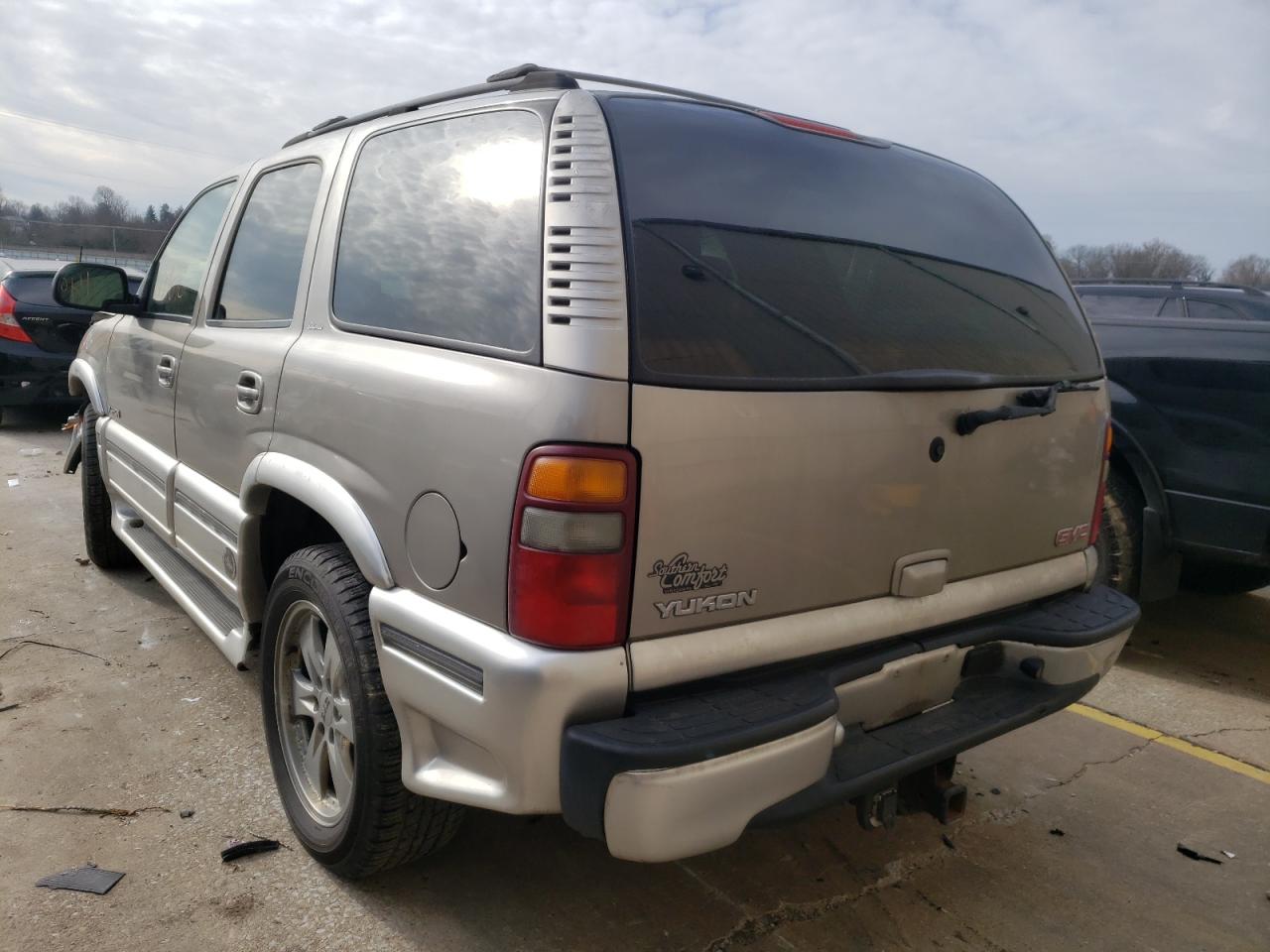 Photo 3 from auction – 2003 GMC YUKON with VIN 1GKEK13Z13J244047