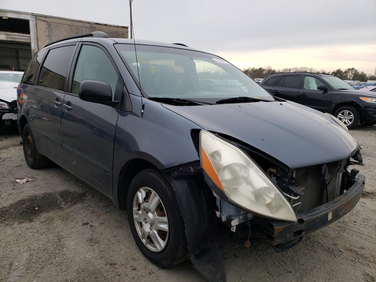 TOYOTA SIENNA CE 2007 with VIN 5TDZK23C17S066664 - Photo from auction