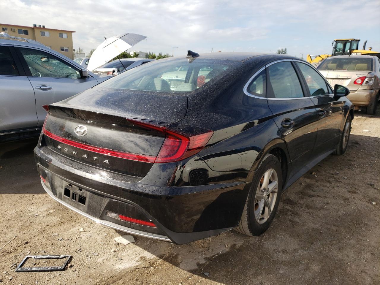 Photo 4 from auction – 2021 HYUNDAI SONATA SE with VIN 5NPEG4JA6MH103545