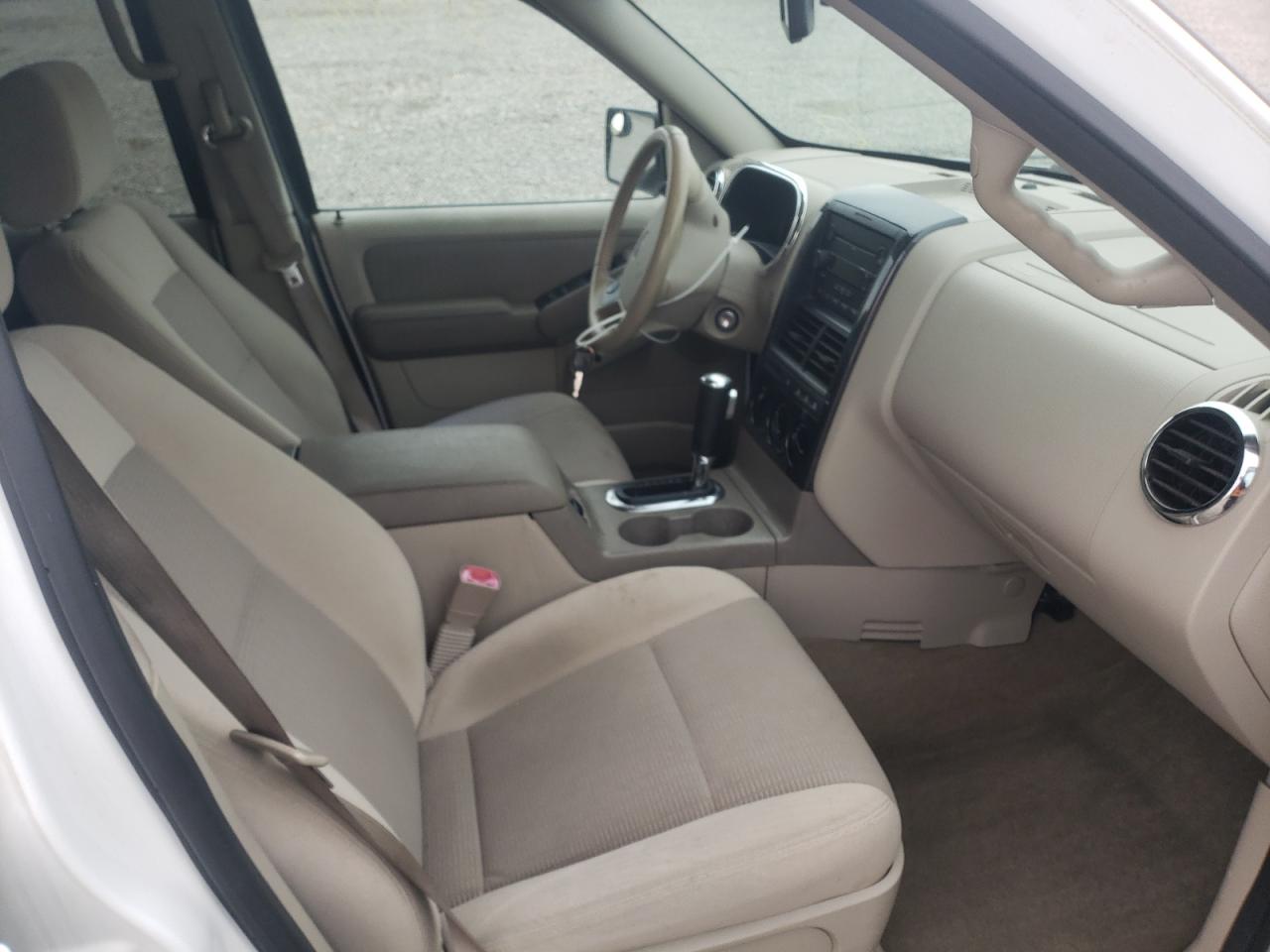 Photo 5 from auction – 2006 FORD EXPLORER X with VIN 1FMEU73E66UA82792