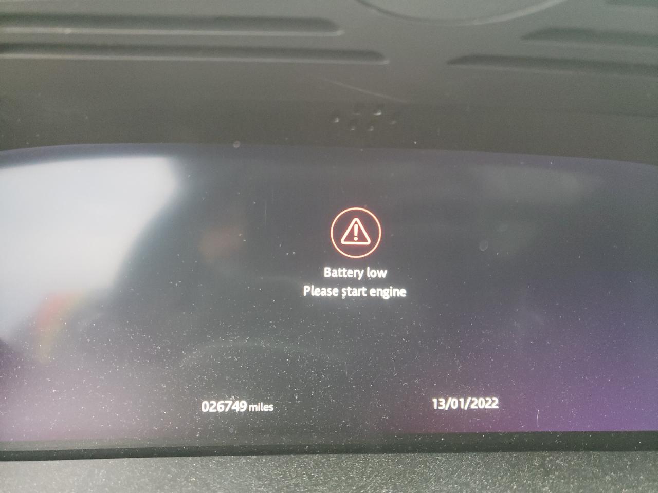 Photo 8 from auction – 2019 LAND ROVER RANGE ROVE with VIN SALGS2SV4KA519121