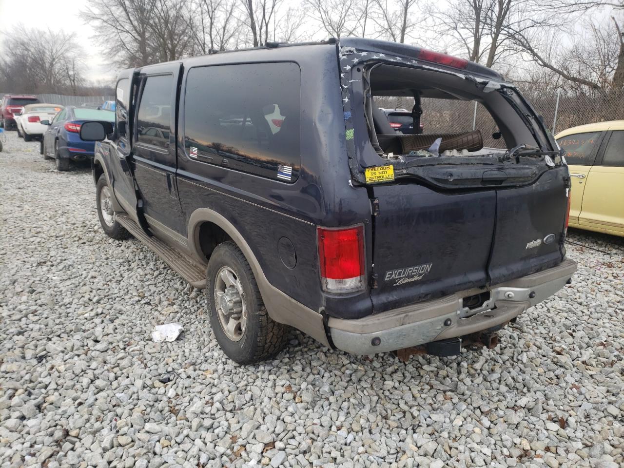 Photo 3 from auction – 2000 FORD EXCURSION with VIN 1FMSU43FXYEC90861
