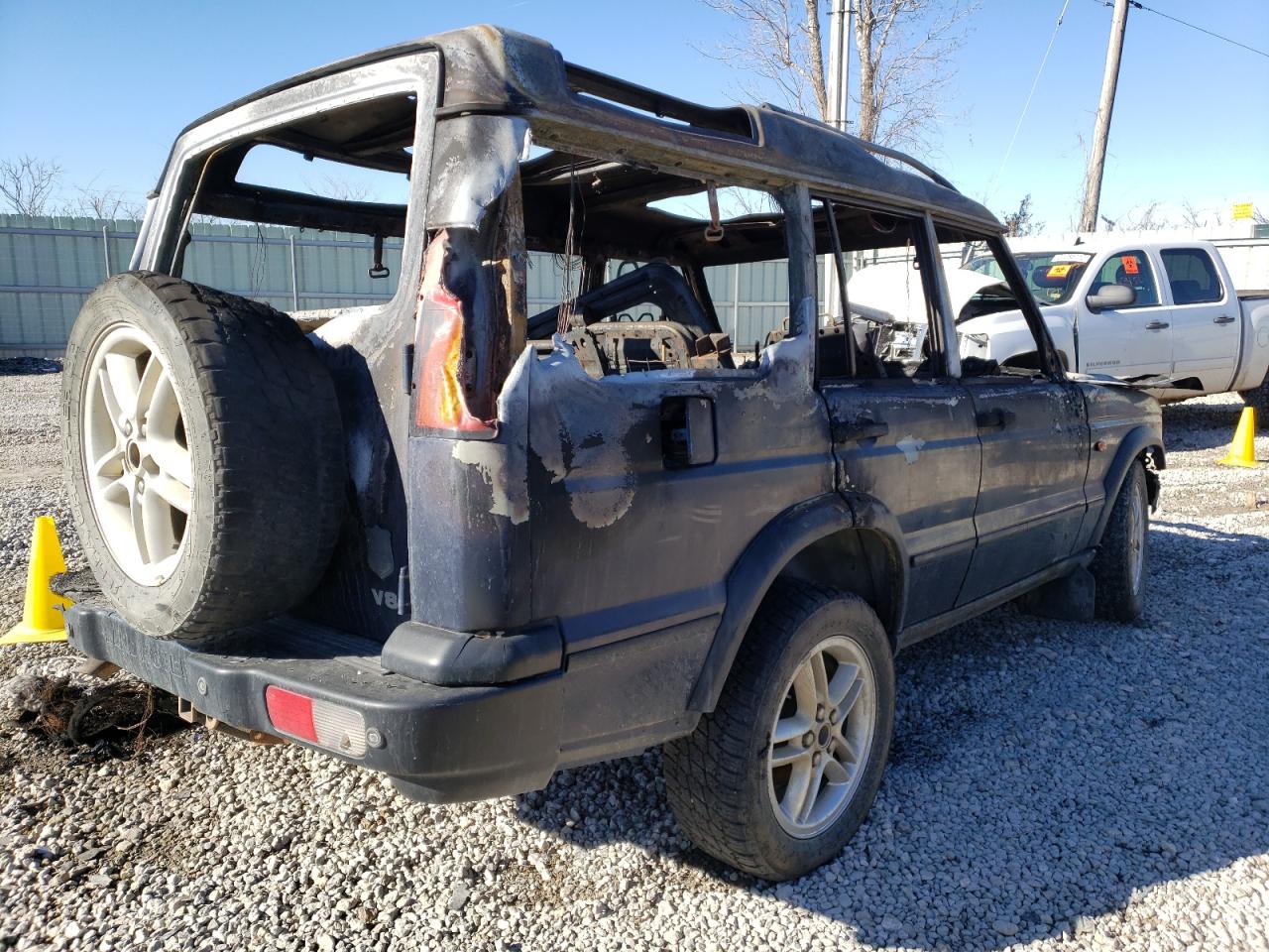 Photo 4 from auction – 2003 LAND ROVER DISCOVERY with VIN SALTP16423A789137