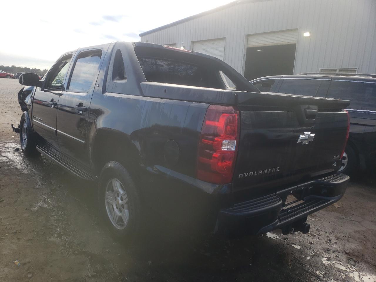 Photo 3 from auction – 2008 CHEVROLET AVALANCHE with VIN 3GNEC12048G106949