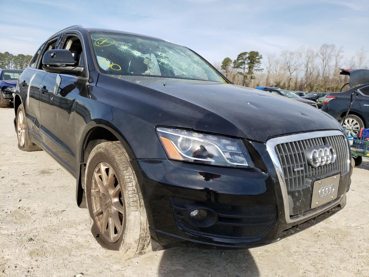 AUDI Q5 PREMIUM 2012 with VIN WA1LFAFP8CA083160 - Photo from auction