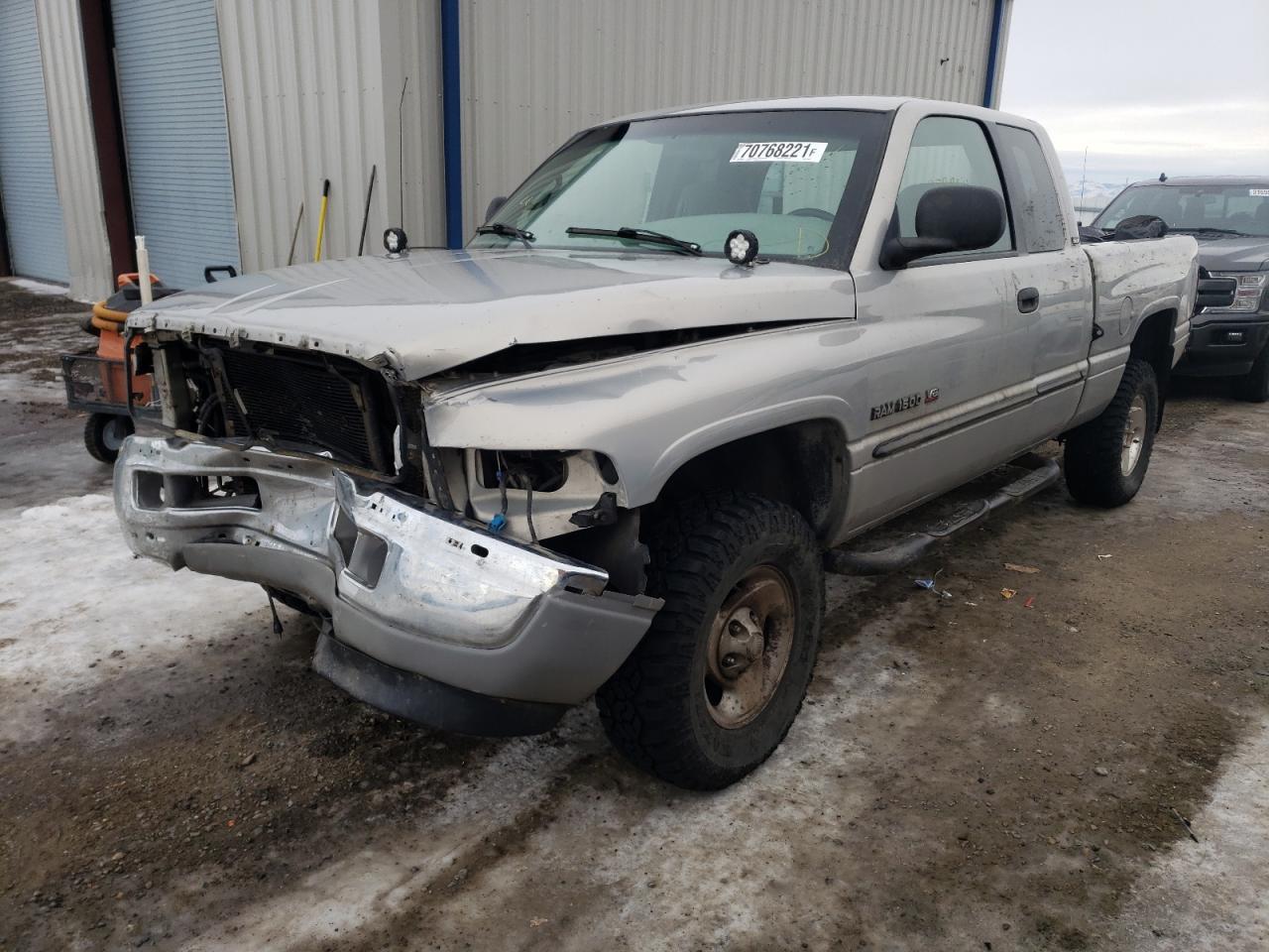 Photo 2 from auction – 2001 DODGE RAM 1500 with VIN 3B7HF13Z11G236817