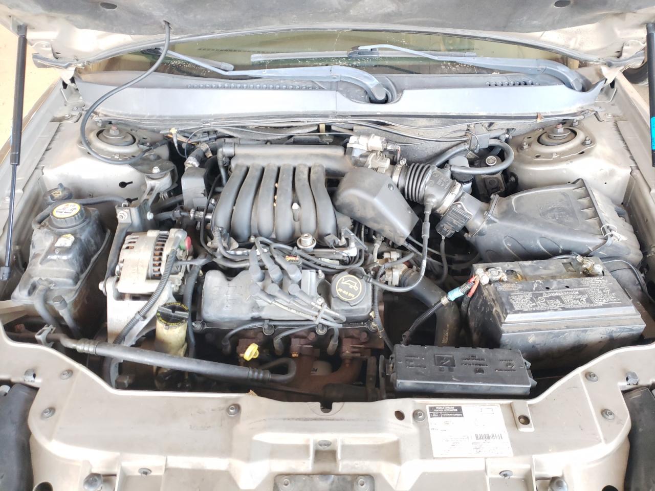 Photo 7 from auction – 2002 MERCURY SABLE GS with VIN 1MEFM50U42A620814