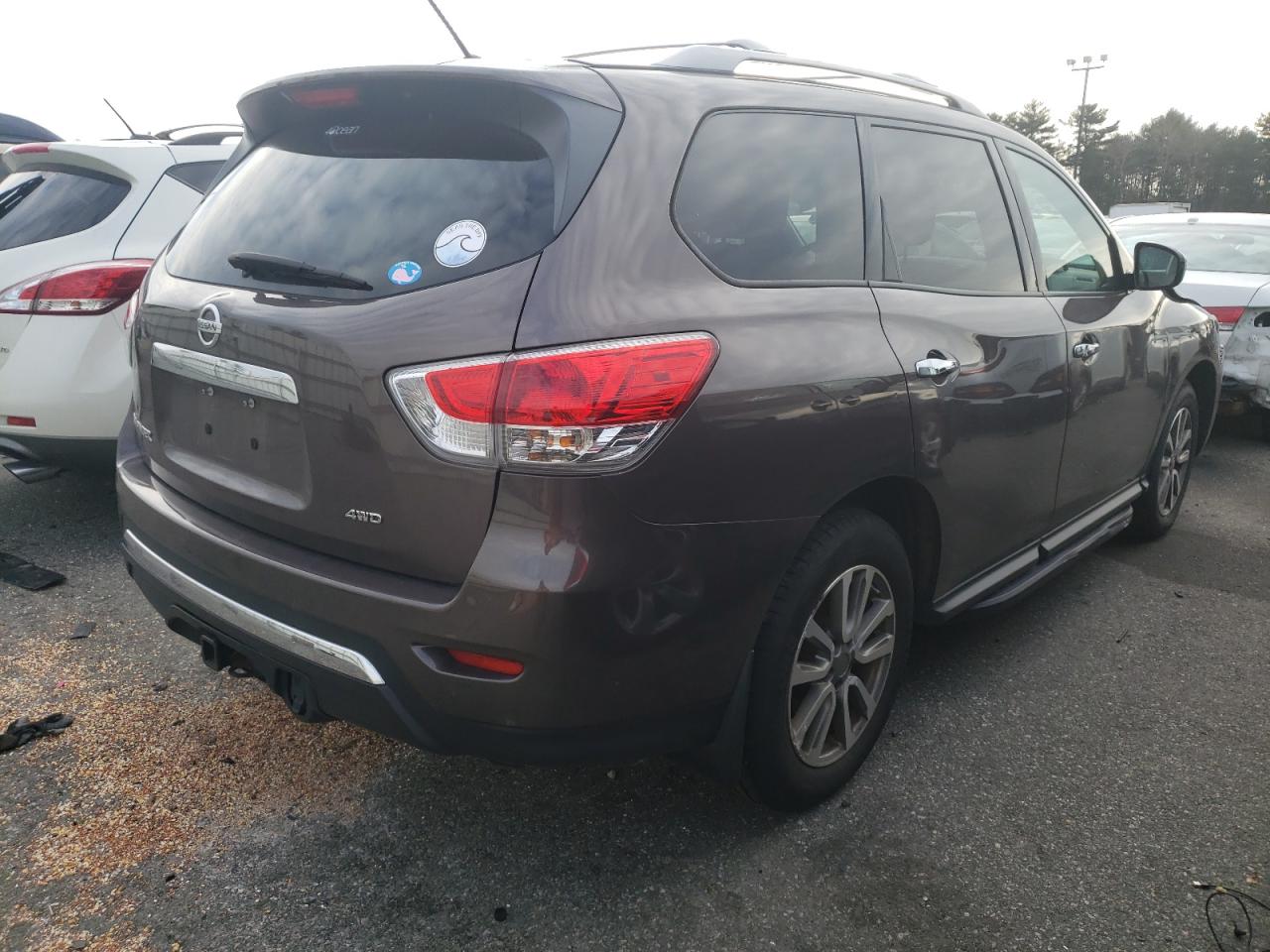 Photo 4 from auction – 2015 NISSAN PATHFINDER with VIN 5N1AR2MM1FC656018