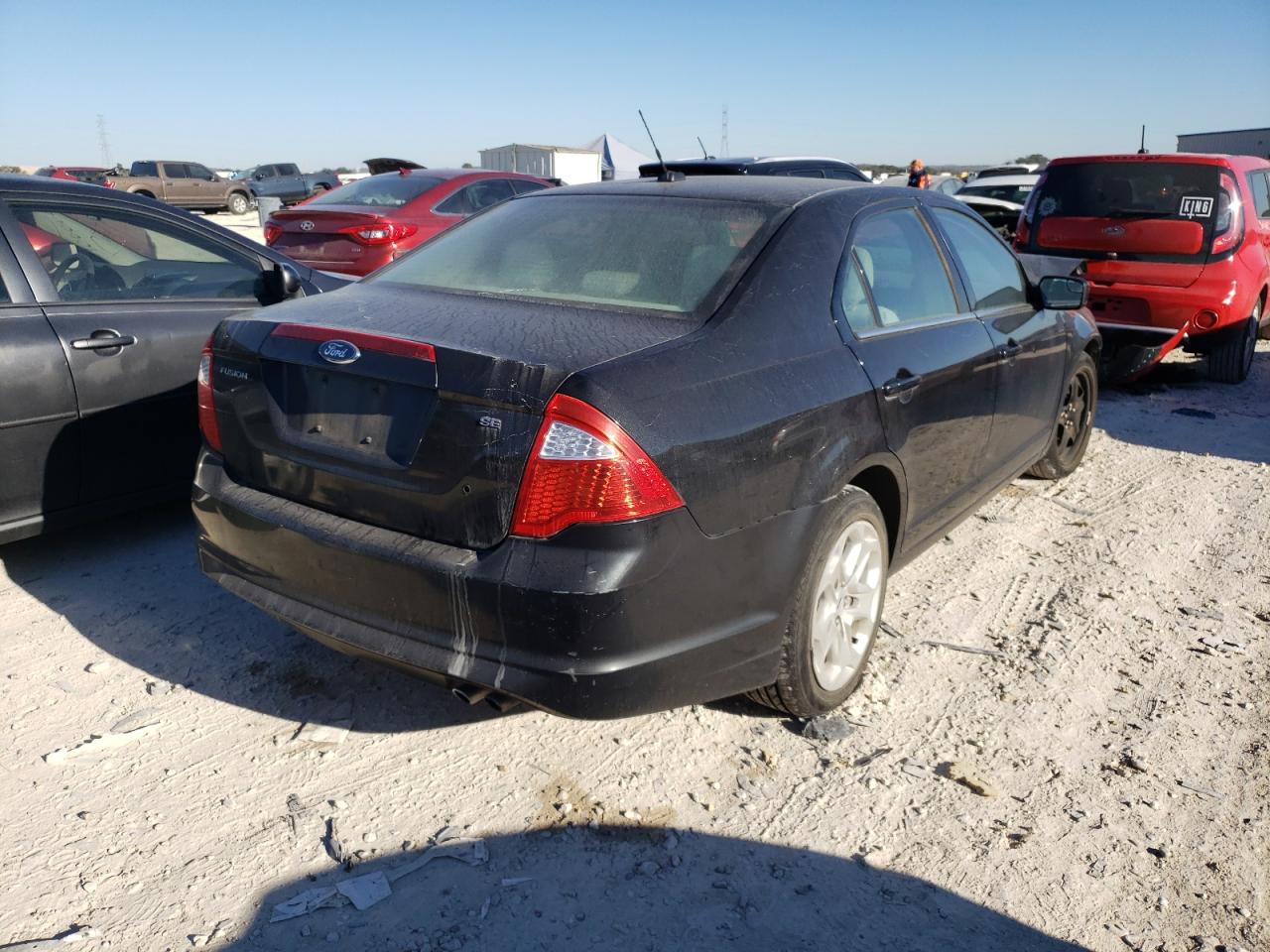 Photo 4 from auction – 2011 FORD FUSION SE with VIN 3FAHP0HA5BR236129