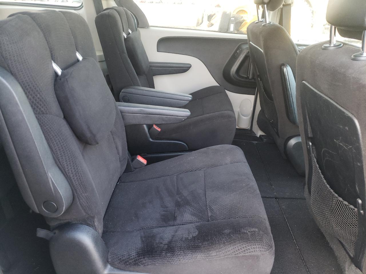 Photo 6 from auction – 2013 DODGE GRAND CARA with VIN 2C4RDGBG4DR629545