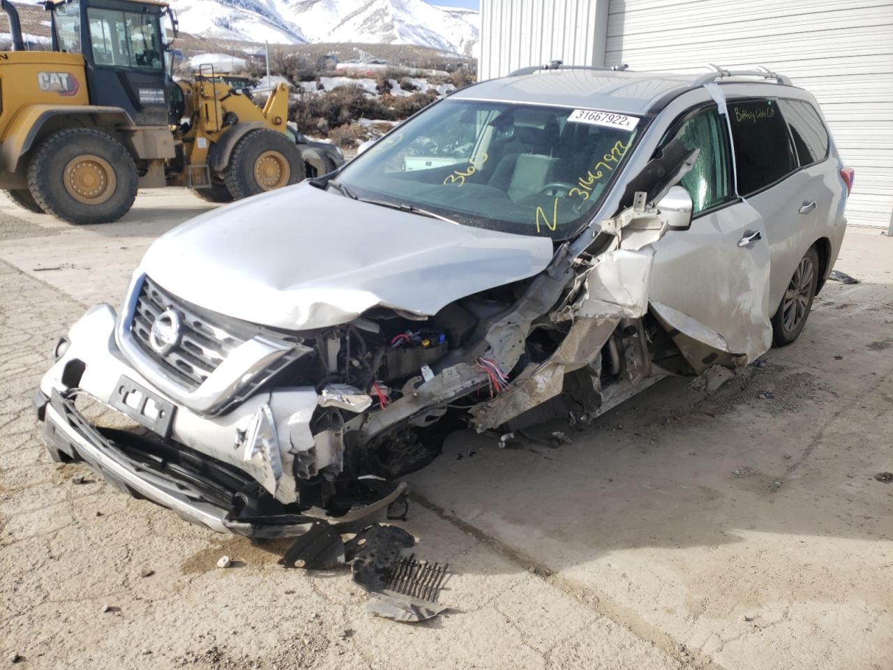 Photo 2 from auction – 2018 NISSAN PATHFINDER with VIN 5N1DR2MM4JC632169
