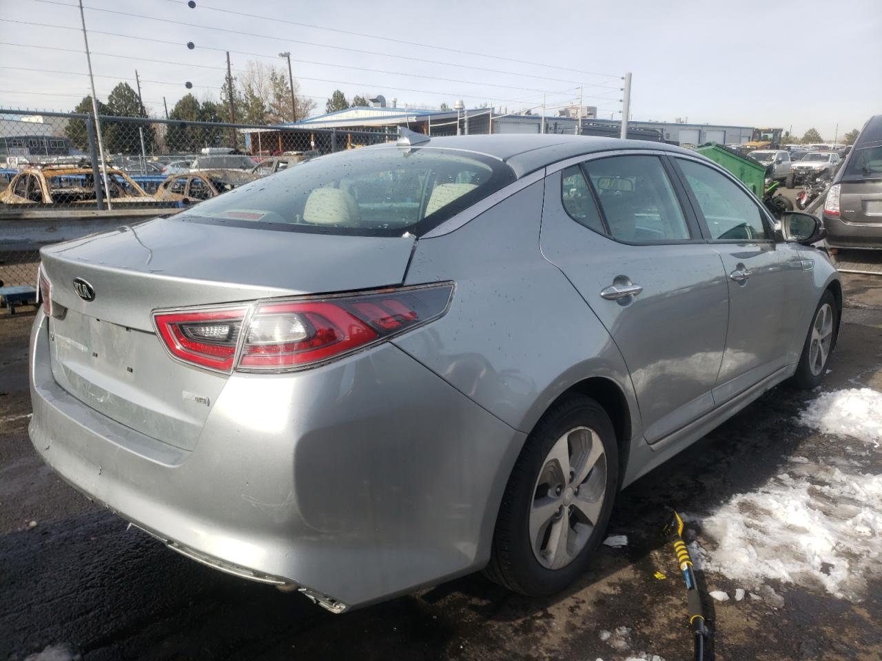 Photo 4 from auction – 2015 KIA OPTIMA HYB with VIN KNAGM4AD6F5088508