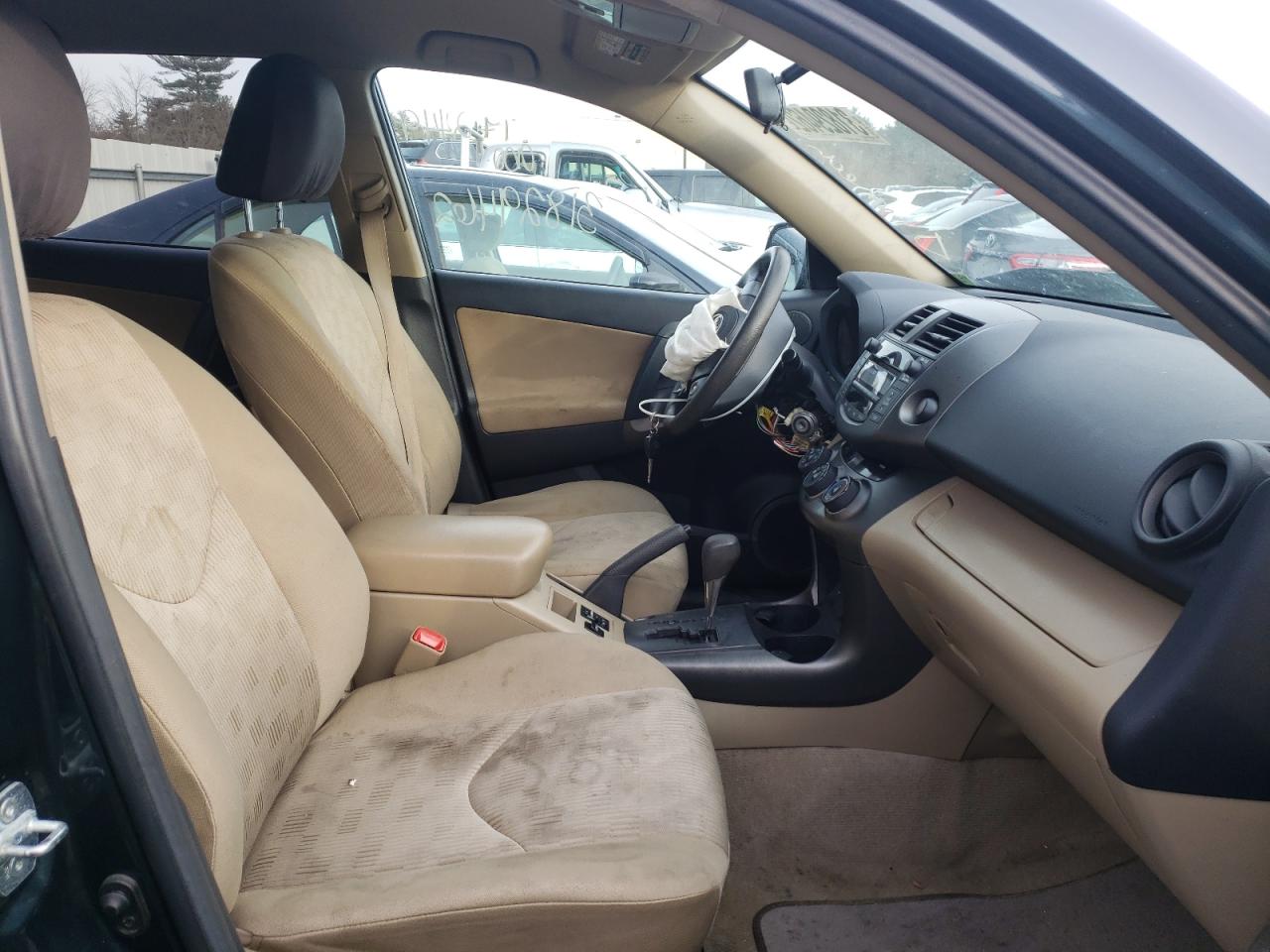 Photo 5 from auction – 2011 TOYOTA RAV4 with VIN 2T3BF4DV4BW171210
