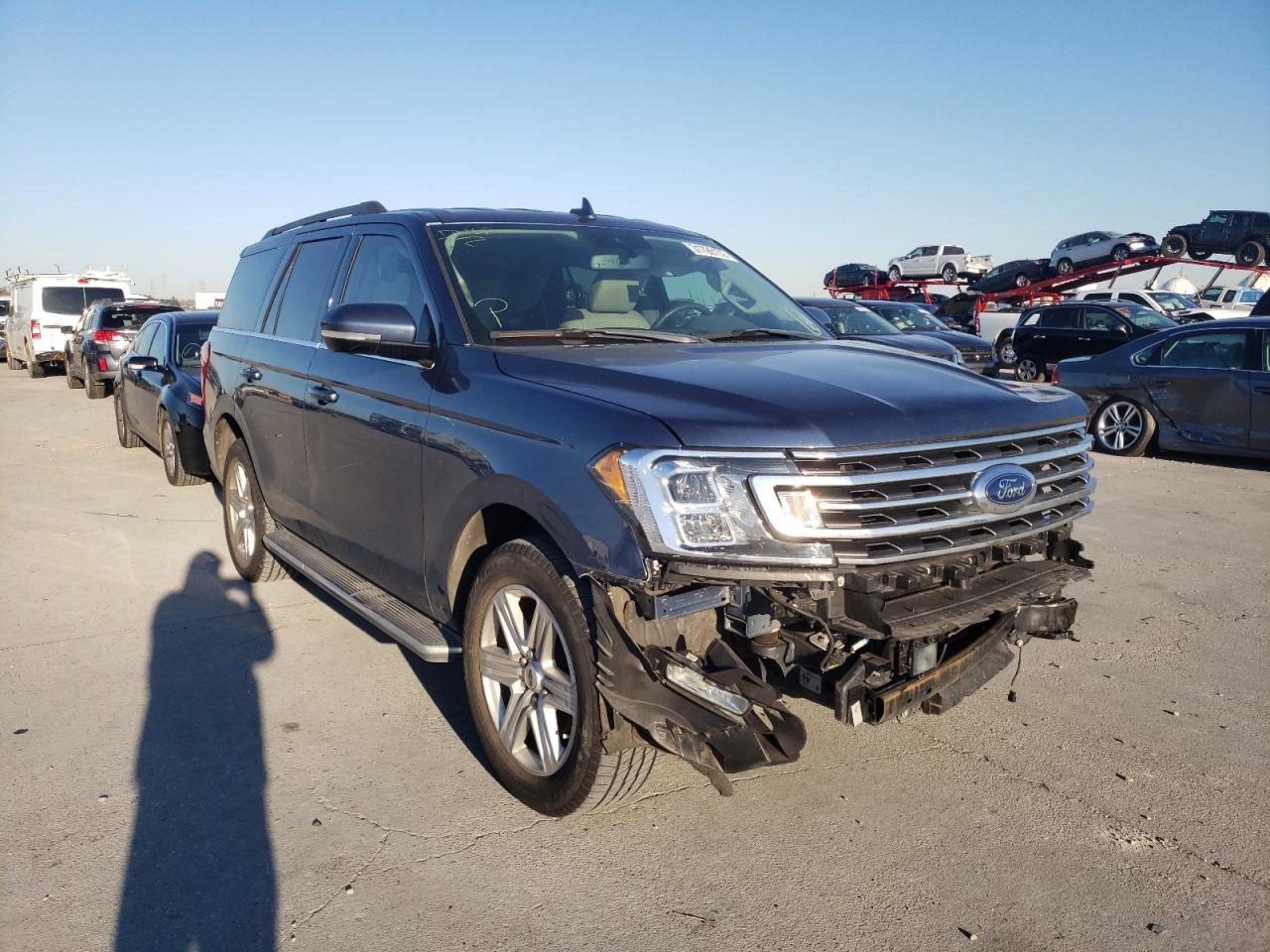 FORD EXPEDITION 2019 with VIN 1FMJU1HT6KEA14838 - Photo from auction