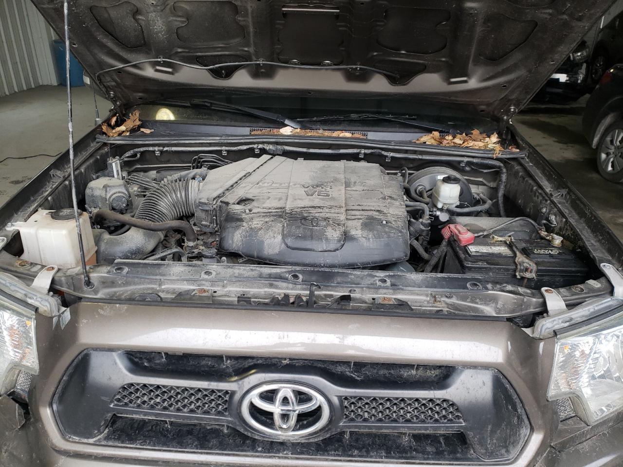 Photo 7 from auction – 2015 TOYOTA TACOMA DOU with VIN 5TFLU4EN2FX143271