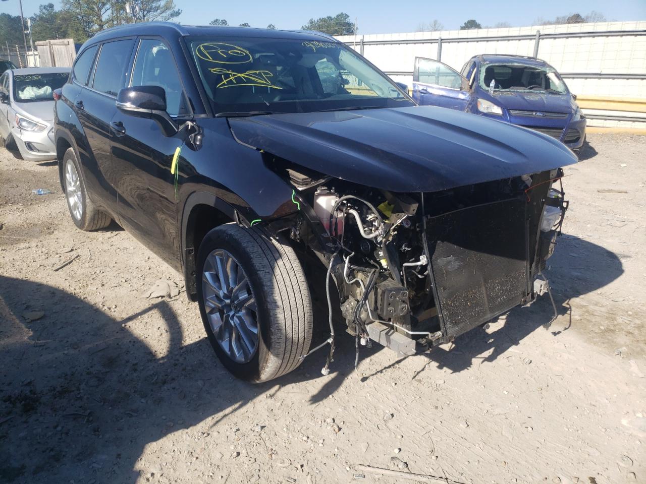 TOYOTA HIGHLANDER 2020 with VIN 5TDDZRBHXLS024869 - Photo from auction
