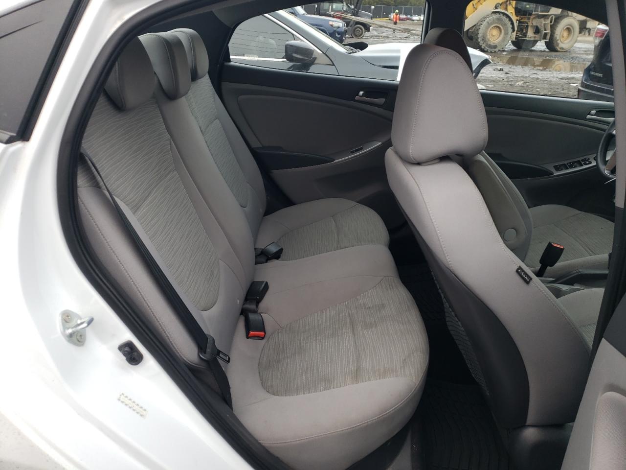 Photo 6 from auction – 2017 HYUNDAI ACCENT SE with VIN KMHCT4AE1HU292831