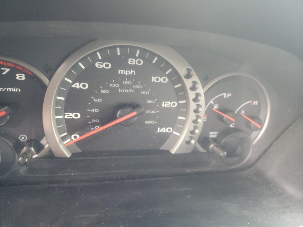 Photo 8 from auction – 2003 HONDA PILOT EXL with VIN 2HKYF185X3H540356