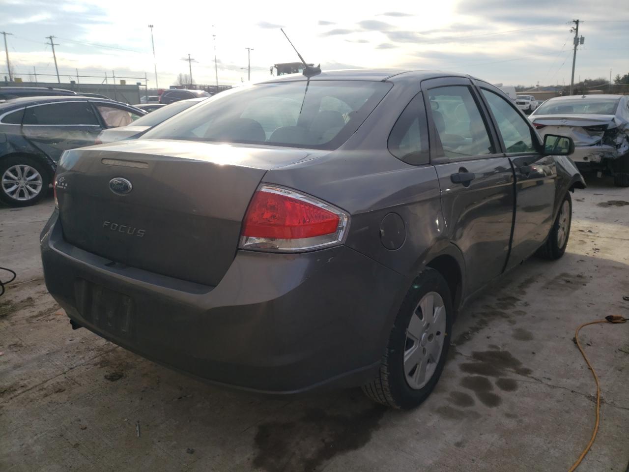 Photo 4 from auction – 2010 FORD FOCUS S with VIN 1FAHP3EN3AW215199