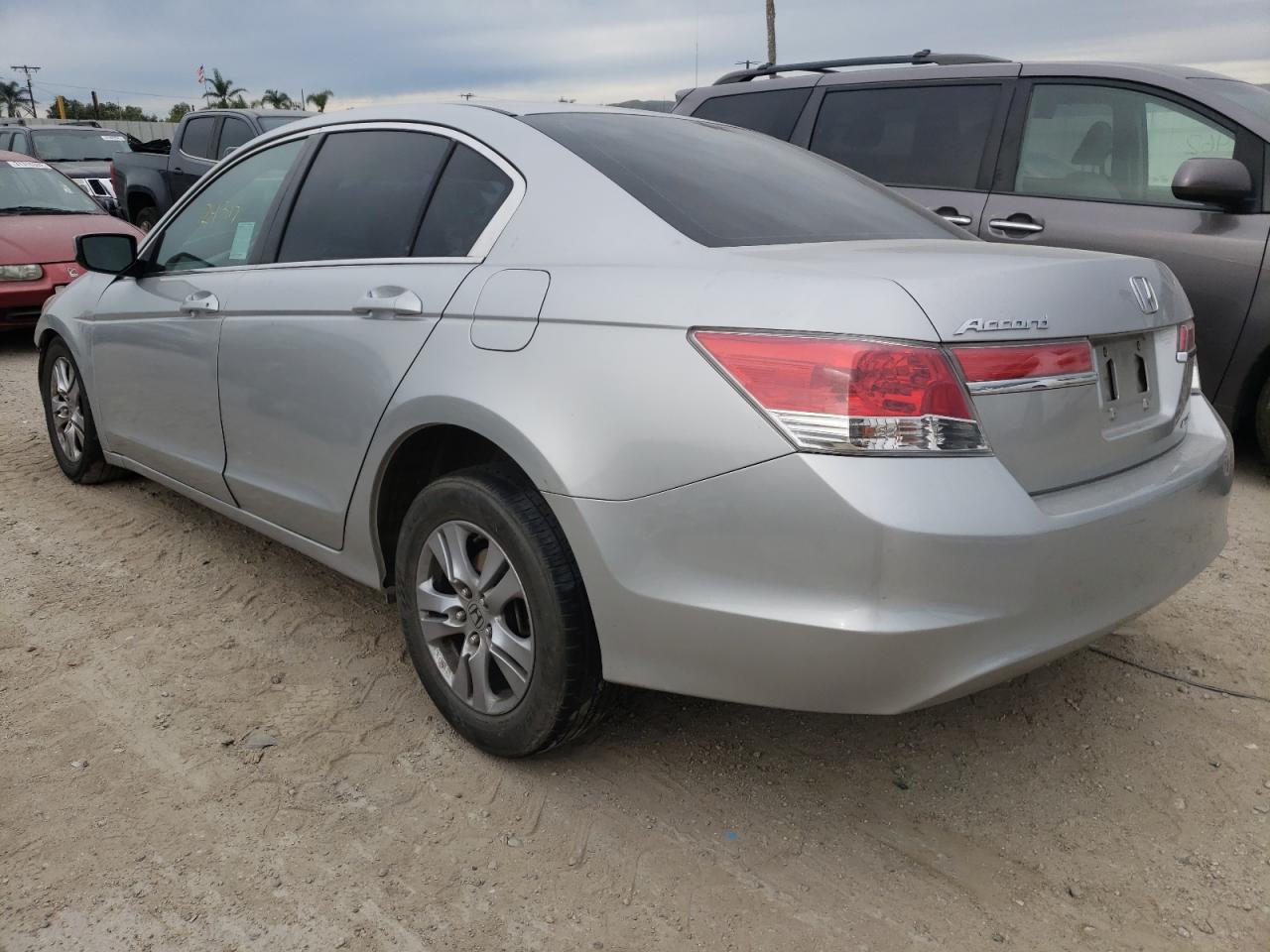 Photo 3 from auction – 2011 HONDA ACCORD SE with VIN 1HGCP2F61BA128035