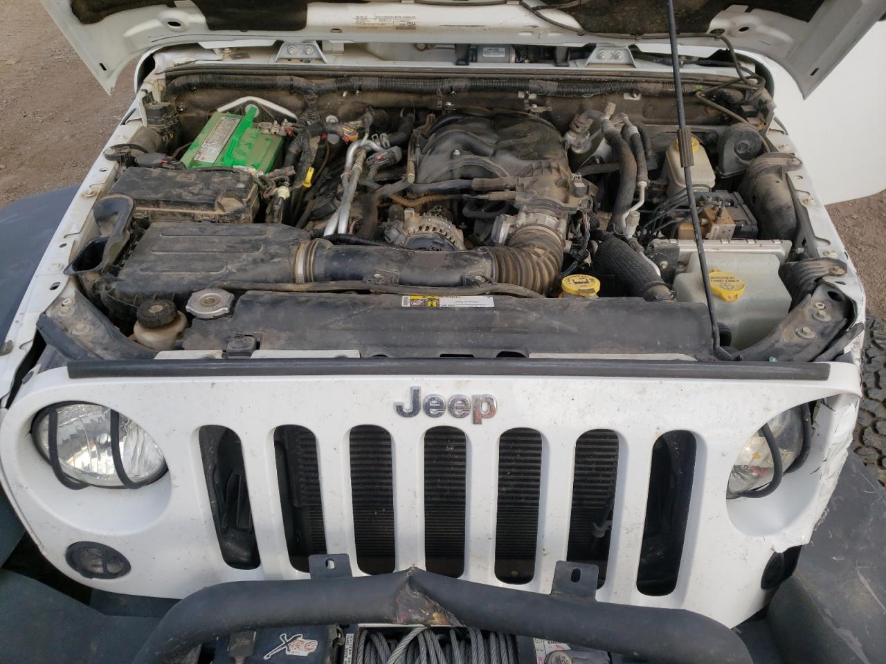 Foto 7 de la subasta – 2015 JEEP WRANGLER U con VIN 1C4BJWFG0FL747862