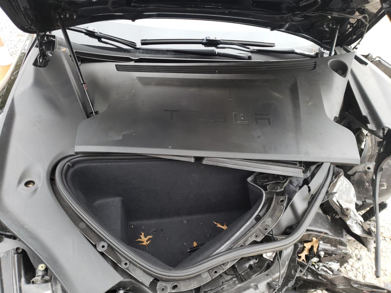 Photo 7 from auction – 2018 TESLA MODEL S with VIN 5YJSA1E24JF293233