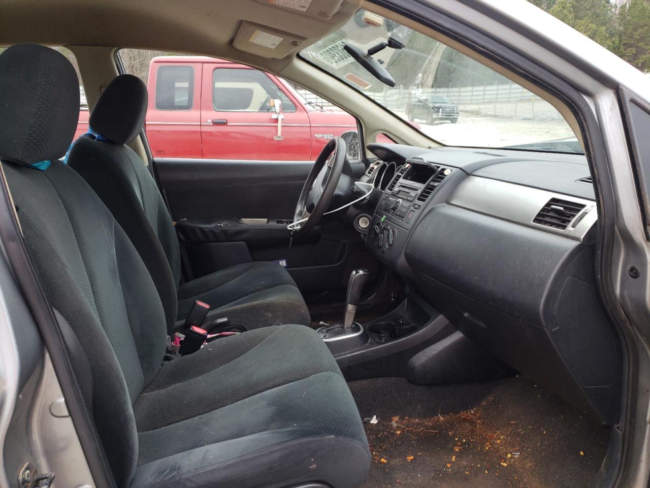Photo 5 from auction – 2011 NISSAN VERSA S with VIN 3N1BC1CP9BL366191