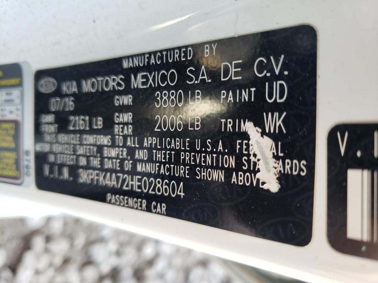 Photo 10 from auction – 2017 KIA FORTE LX with VIN 3KPFK4A72HE028604