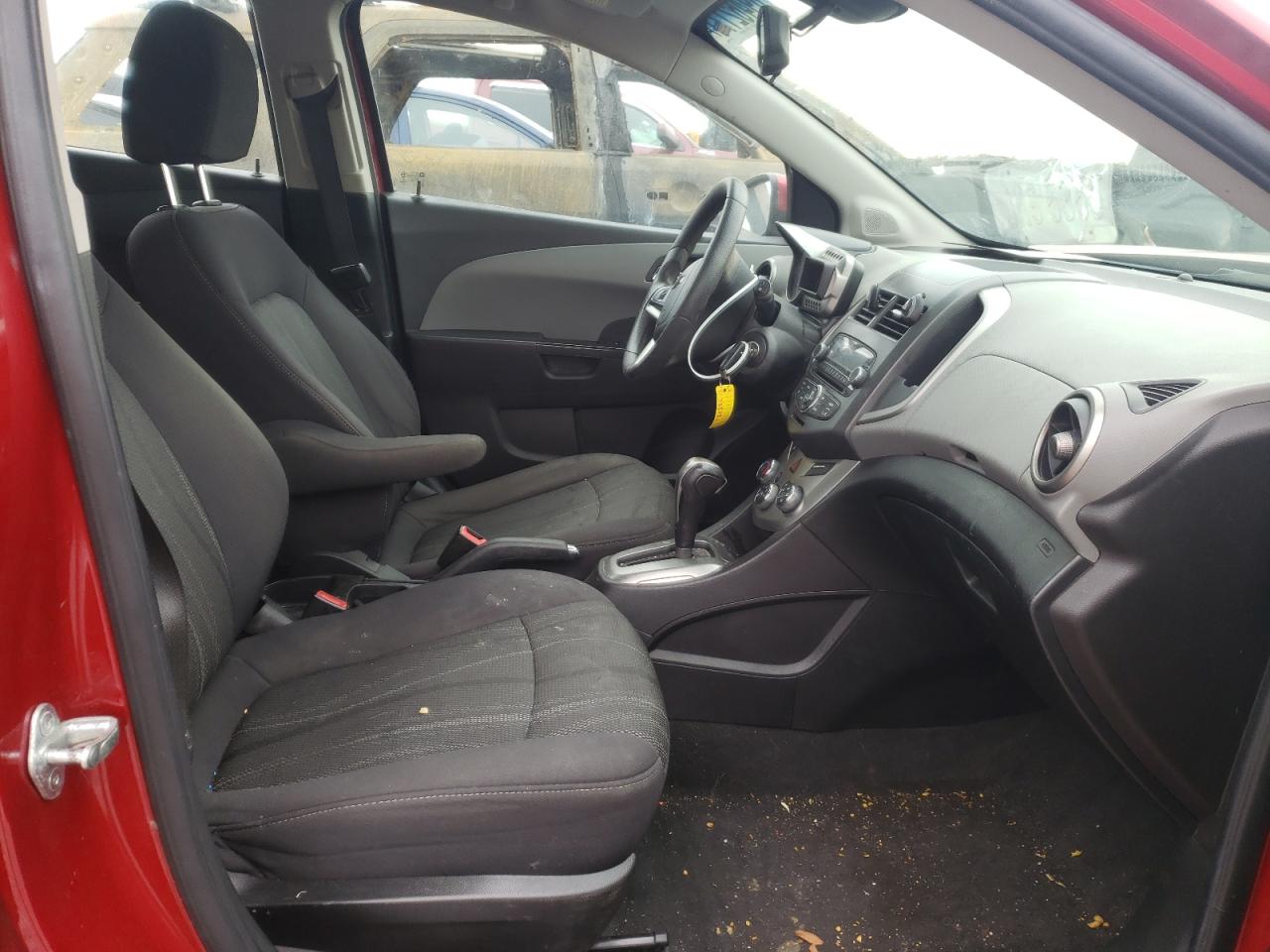 Photo 5 from auction – 2013 CHEVROLET SONIC LT with VIN 1G1JC6SH4D4195982
