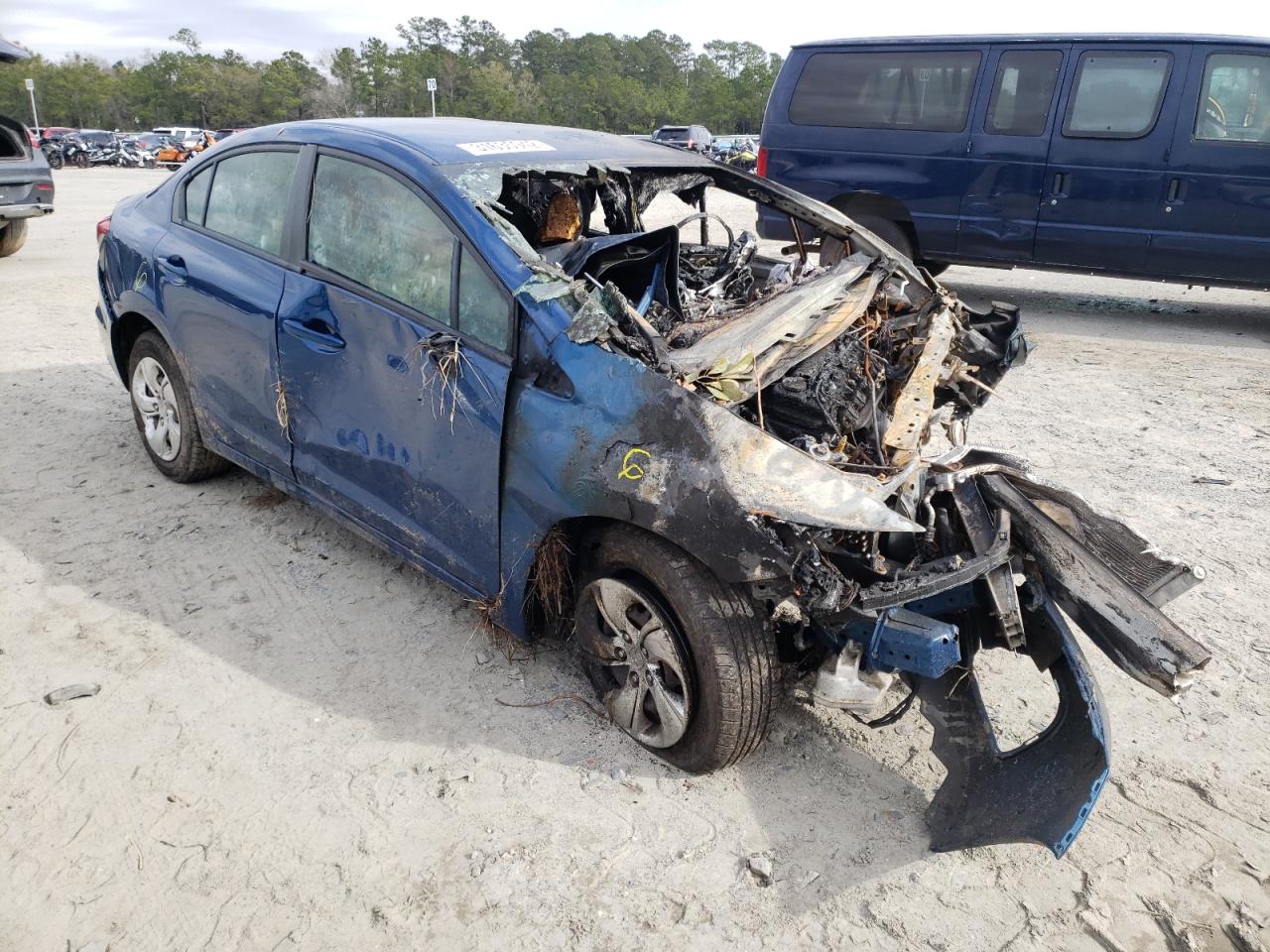 Photo 1 from auction – 2015 HONDA CIVIC LX with VIN 2HGFB2F50FH562926