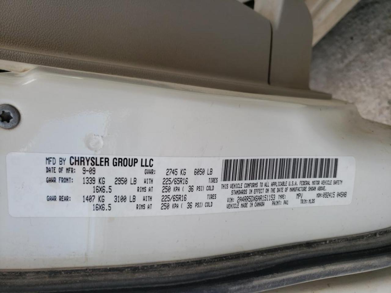Photo 10 from auction – 2010 CHRYSLER TOWN & COU with VIN 2A4RR5DX6AR151153