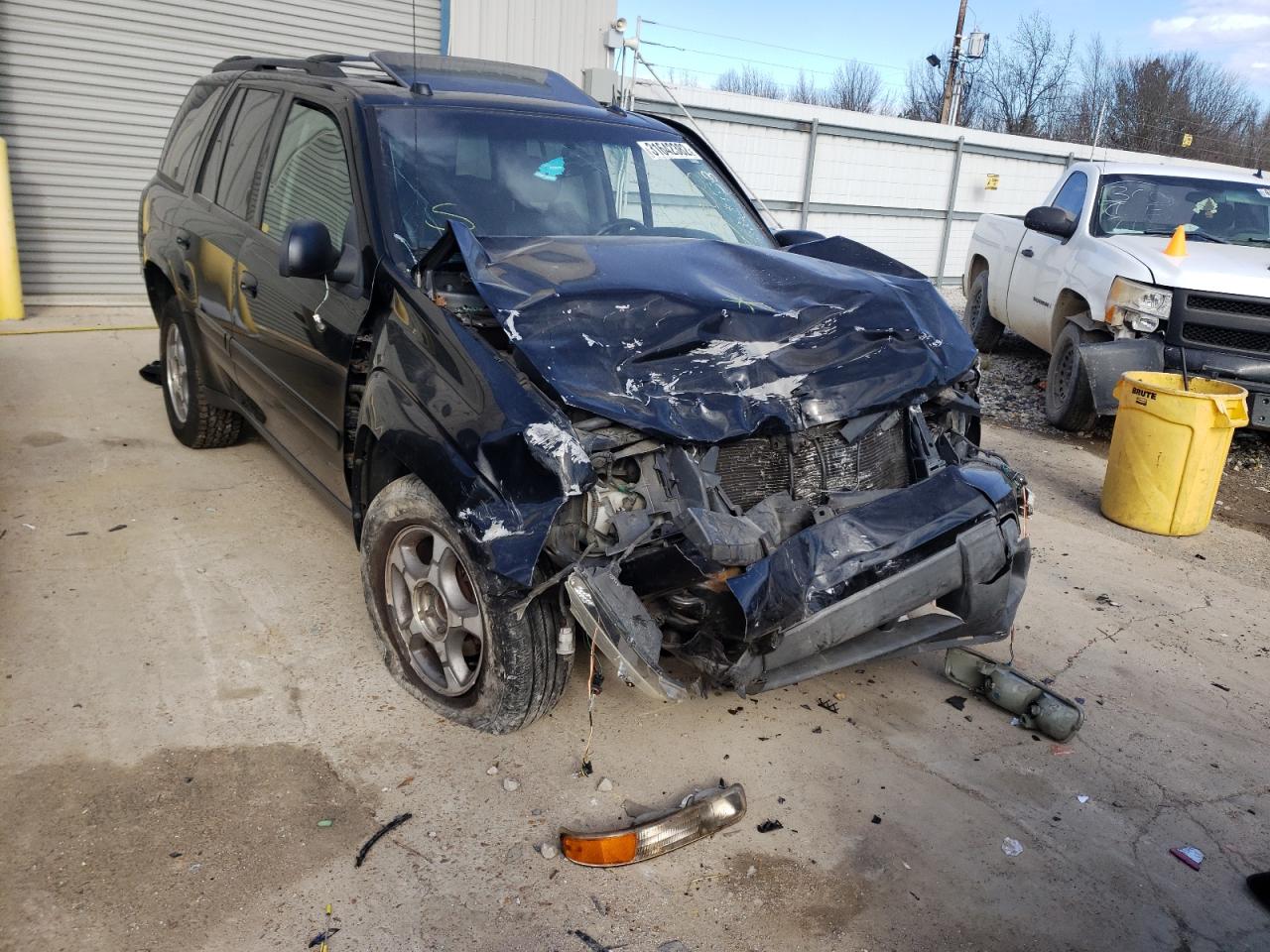 Photo 1 from auction – 2005 CHEVROLET TRAILBLAZE with VIN 1GNDS13S152105924