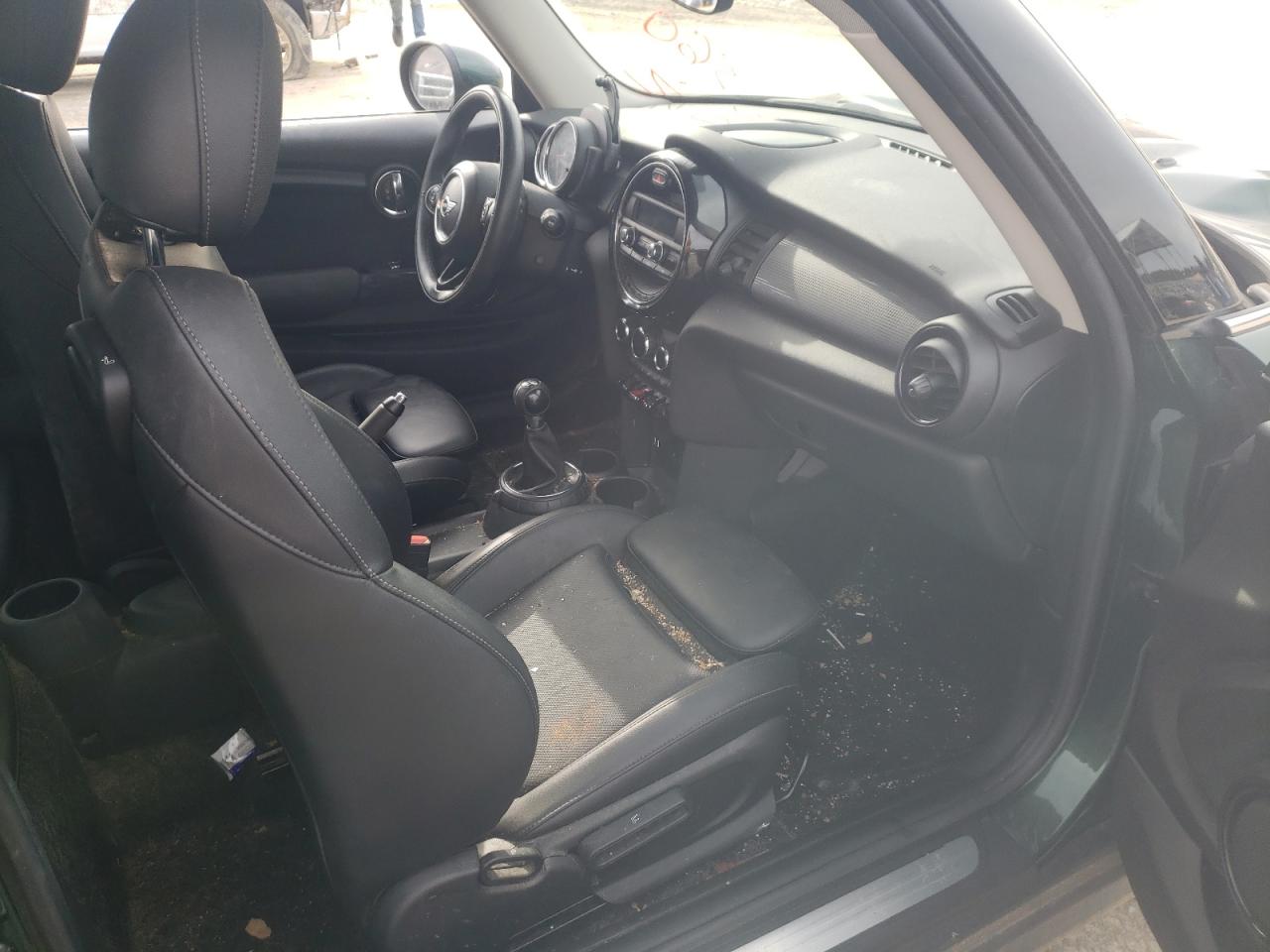 Photo 5 from auction – 2016 MINI COOPER with VIN WMWXP5C59G3B15302