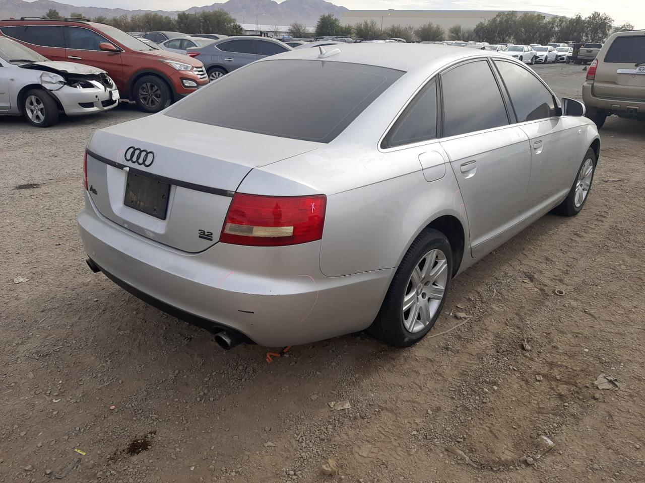 Photo 4 from auction – 2005 AUDI A6 3.2 QUA with VIN WAUDG74F85N117613
