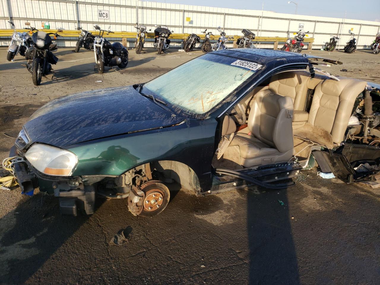Photo 9 from auction – 2001 ACURA 3.2CL with VIN 19UYA42431A021123