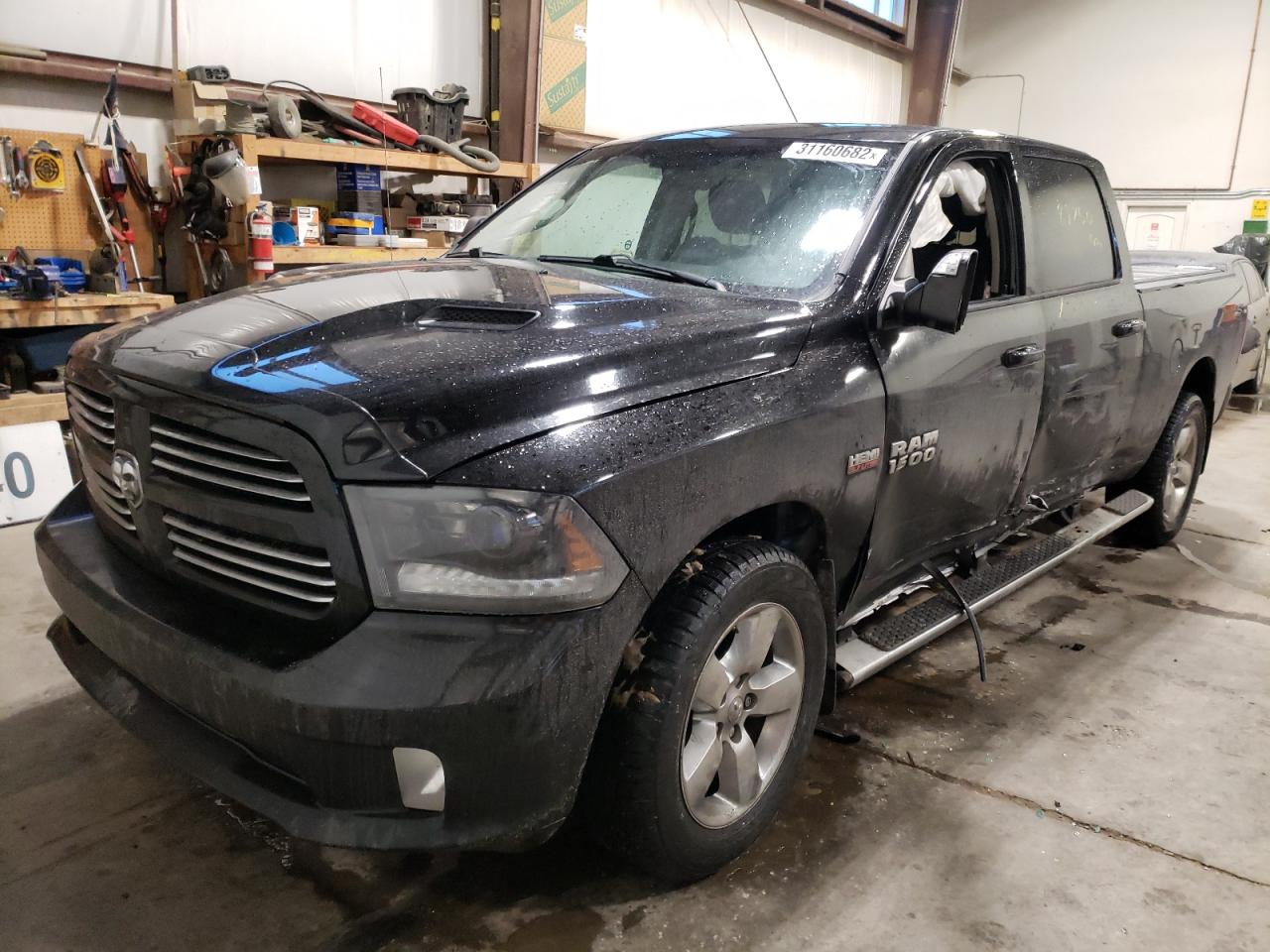 Photo 2 from auction – 2015 RAM 1500 SPORT with VIN 1C6RR7UT7FS574321