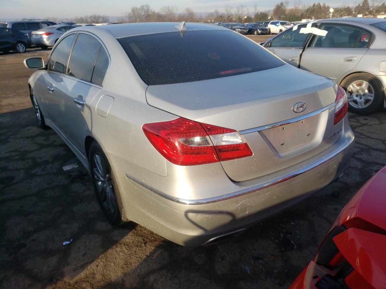Photo 3 from auction – 2012 HYUNDAI GENESIS 4. with VIN KMHGC4DF6CU171601