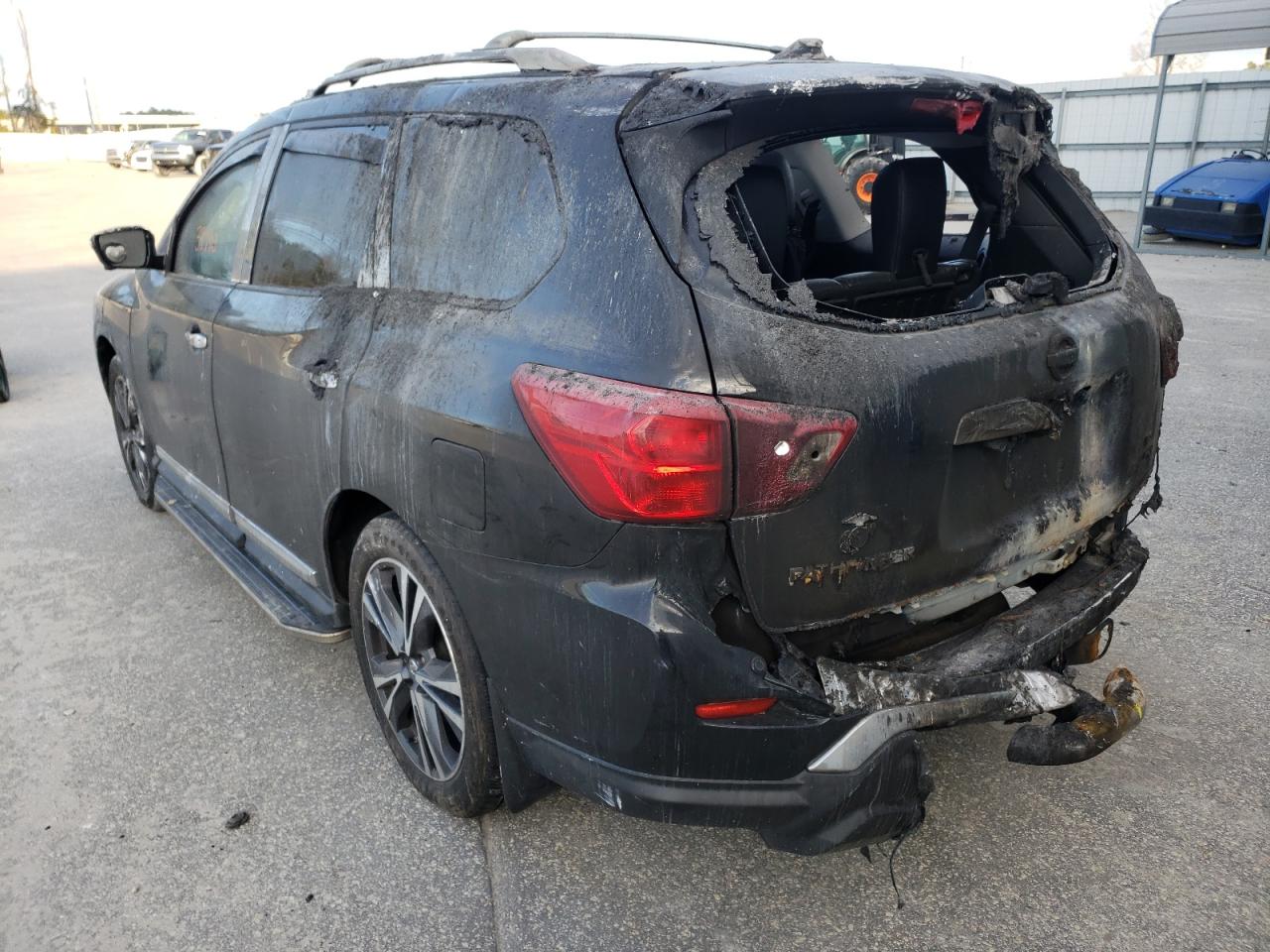 Photo 3 from auction – 2017 NISSAN PATHFINDER with VIN 5N1DR2MM6HC628473