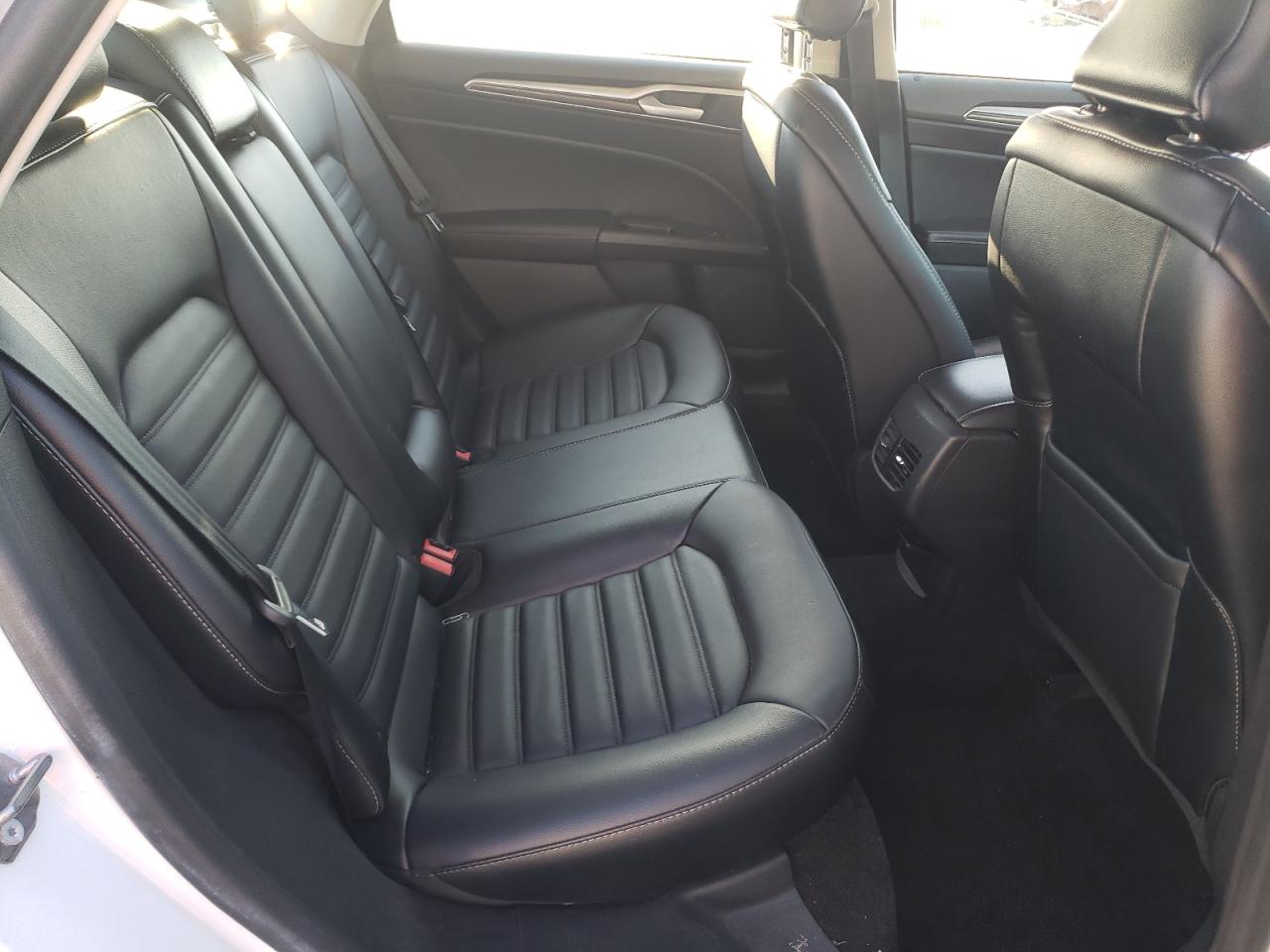 Photo 6 from auction – 2018 FORD FUSION SE with VIN 3FA6P0LU9JR281887