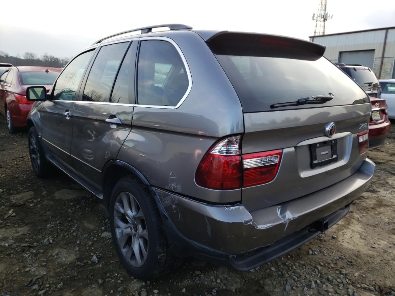 Photo 3 from auction – 2006 BMW X5 4.4I with VIN 5UXFB53516LV27415
