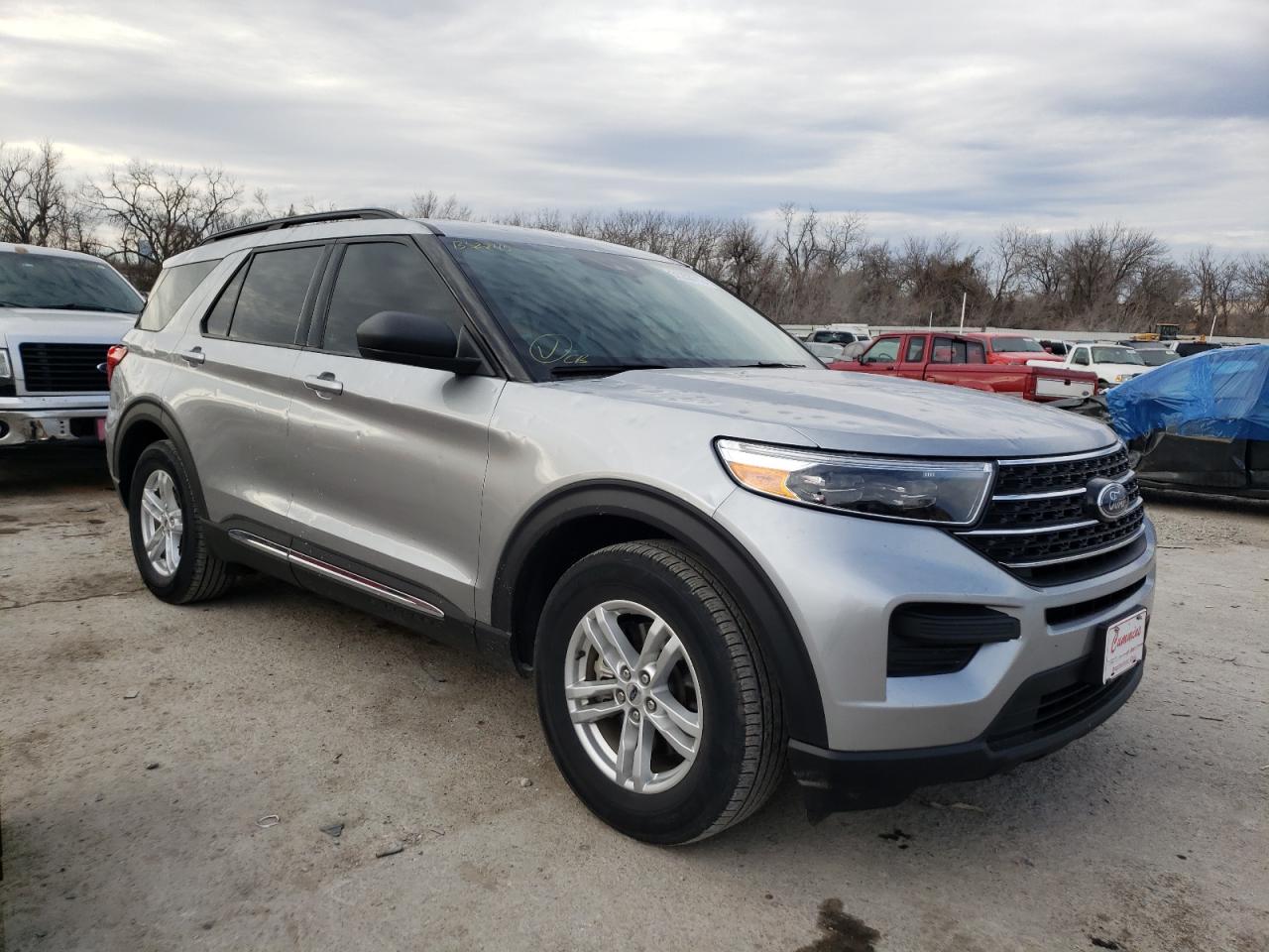 FORD EXPLORER X 2020 with VIN 1FMSK7DH5LGB52245 - Photo from auction