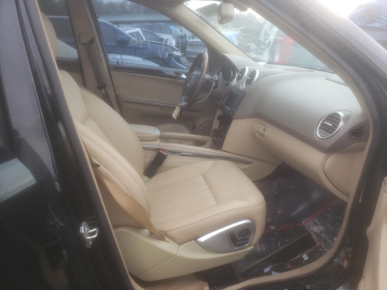 Photo 5 from auction – 2008 MERCEDES-BENZ ML 550 with VIN 4JGBB72E58A360502