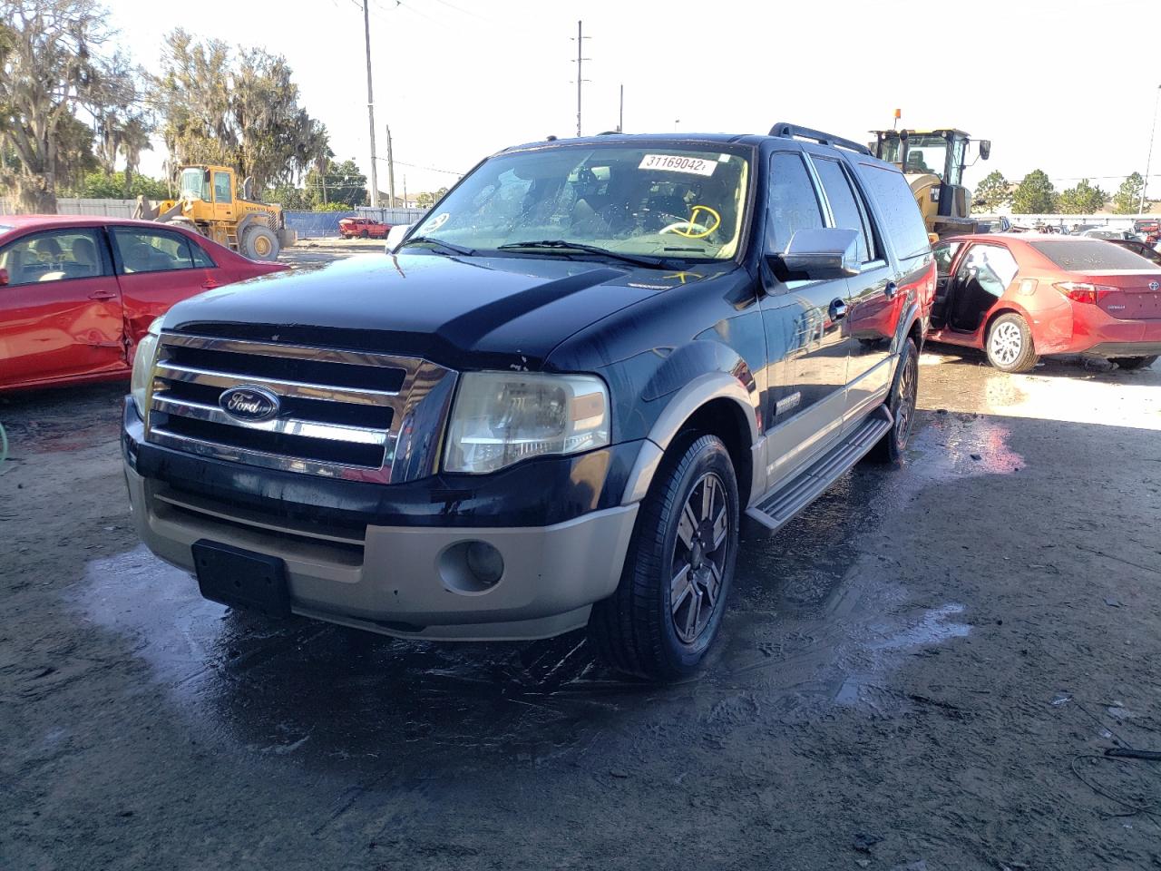 Photo 2 from auction – 2007 FORD EXPEDITION with VIN 1FMFK17517LA17440