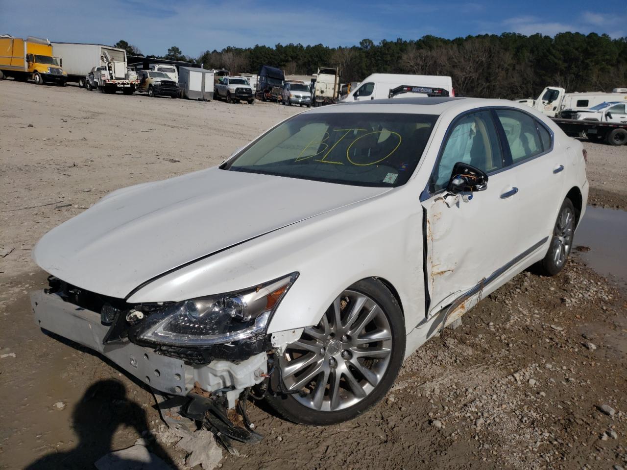 Photo 2 from auction – 2013 LEXUS LS 460 with VIN JTHBL5EF0D5123184