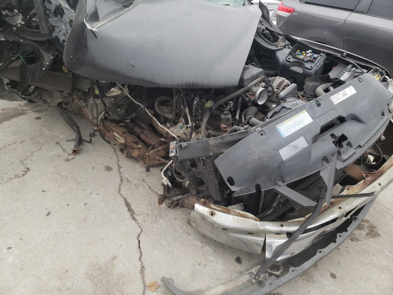 Zdjęcie 9 z aukcji – 2000 CHEVROLET SILVERADO z VIN 1GCEK14V8YE372180