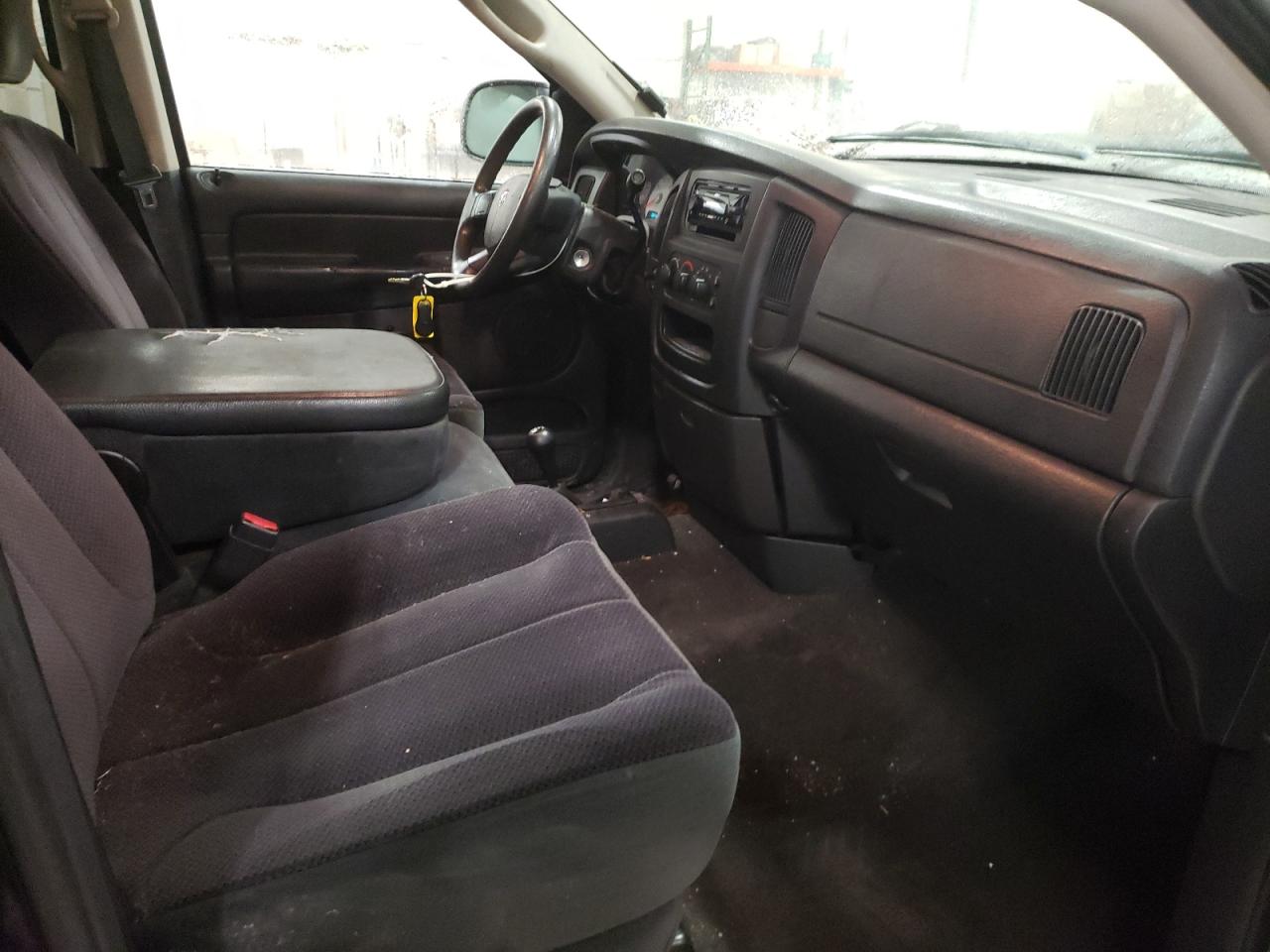 Photo 5 from auction – 2005 DODGE RAM 1500 S with VIN 1D7HU18D65S334930